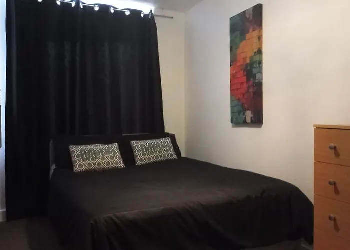 Comfy Room With Shared Bathroom