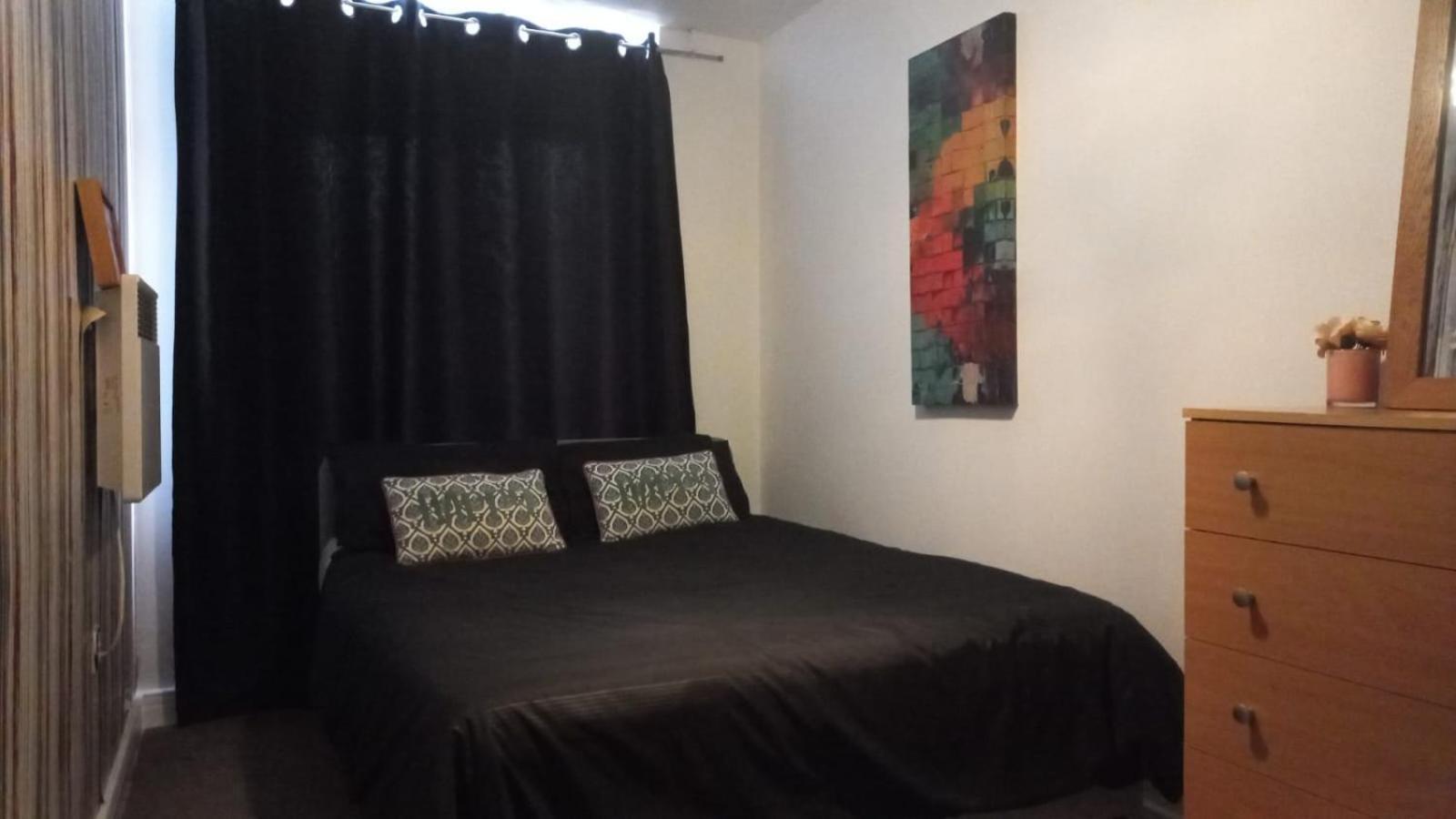 Homestay Comfy With Shared Bathroom